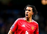 开云体育官网-阿贾克斯逼平埃因霍温，保持联赛领跑优势的简单介绍