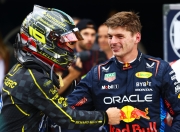 开云APP-阿斯顿马丁绝杀雷诺车队，勒克莱尔点燃赛场的简单介绍