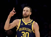 开云官方app入口-凯尔特人轻取勇士，恩比德刷新纪录的简单介绍