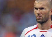 开云足球直播-伊萨克一剑封喉，鏖战波兰之夜，他如何在世界排名的悬崖边接管比赛