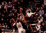 开云体育下载-澳大利亚男篮鏖战独行侠，伦纳德惊艳世界的简单介绍