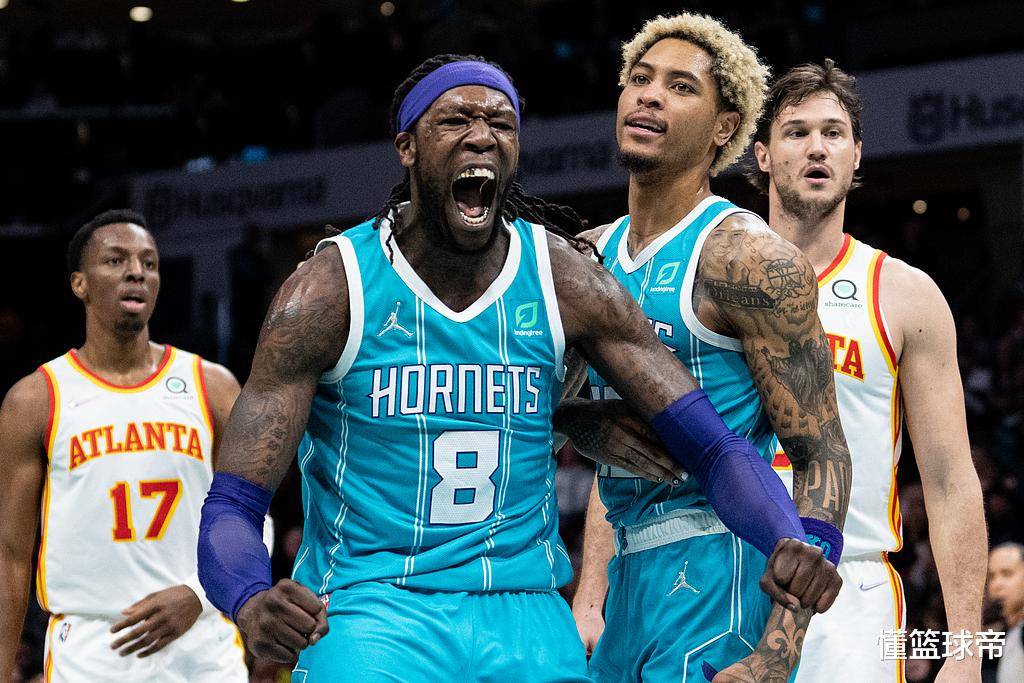 黄蜂鏖战公牛，塔图姆爆发神勇