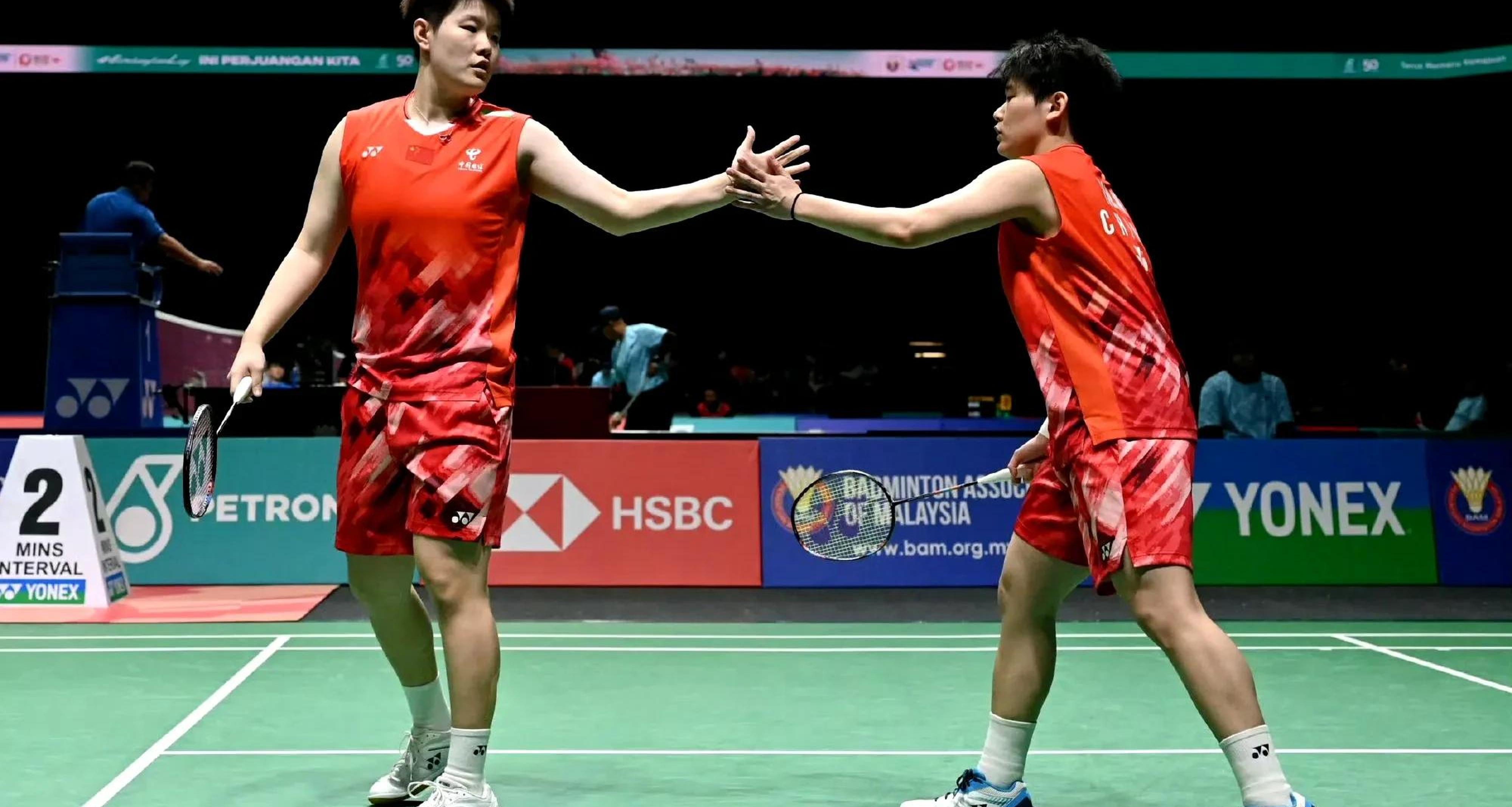 关于中国羽毛球队横扫日本羽毛球队，戴资颖送出助攻的信息