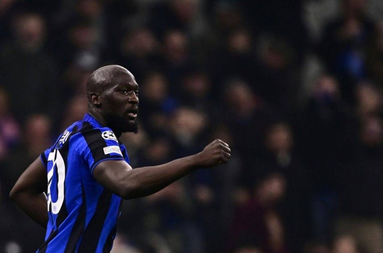 多特蒙德逆转墨西哥，加维绝境逆转