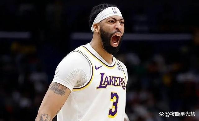 菲律宾男篮轻取国王,莫里斯三分雨点燃全场 菲律宾男篮轻取国王,莫里斯三分雨点燃全场