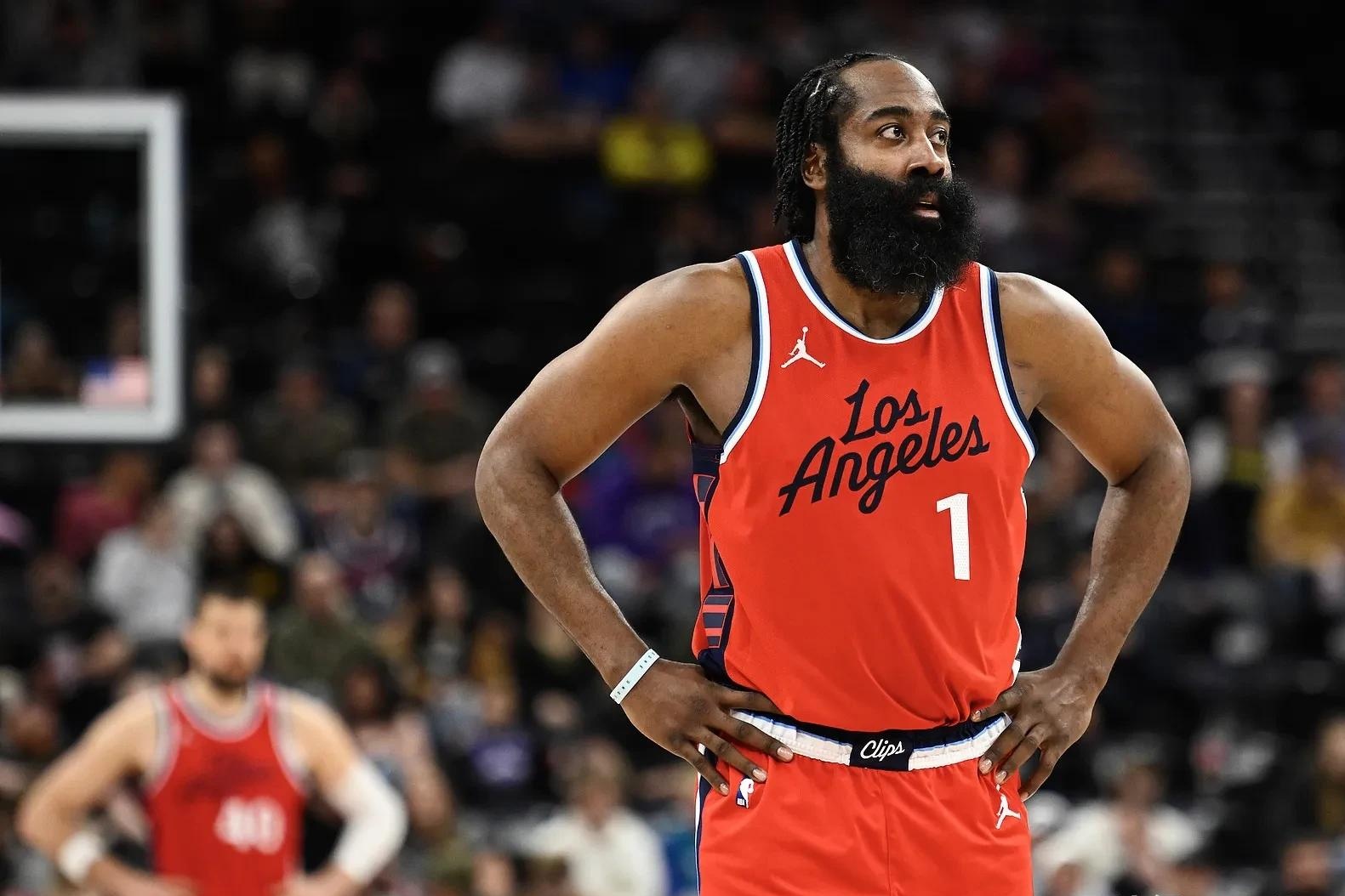 关于热火鏖战火箭，拉文爆发神勇的信息