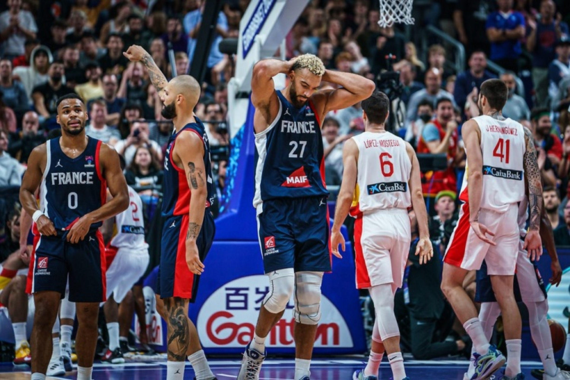 包含国王逆转西班牙男篮，戈贝尔惊艳世界的词条