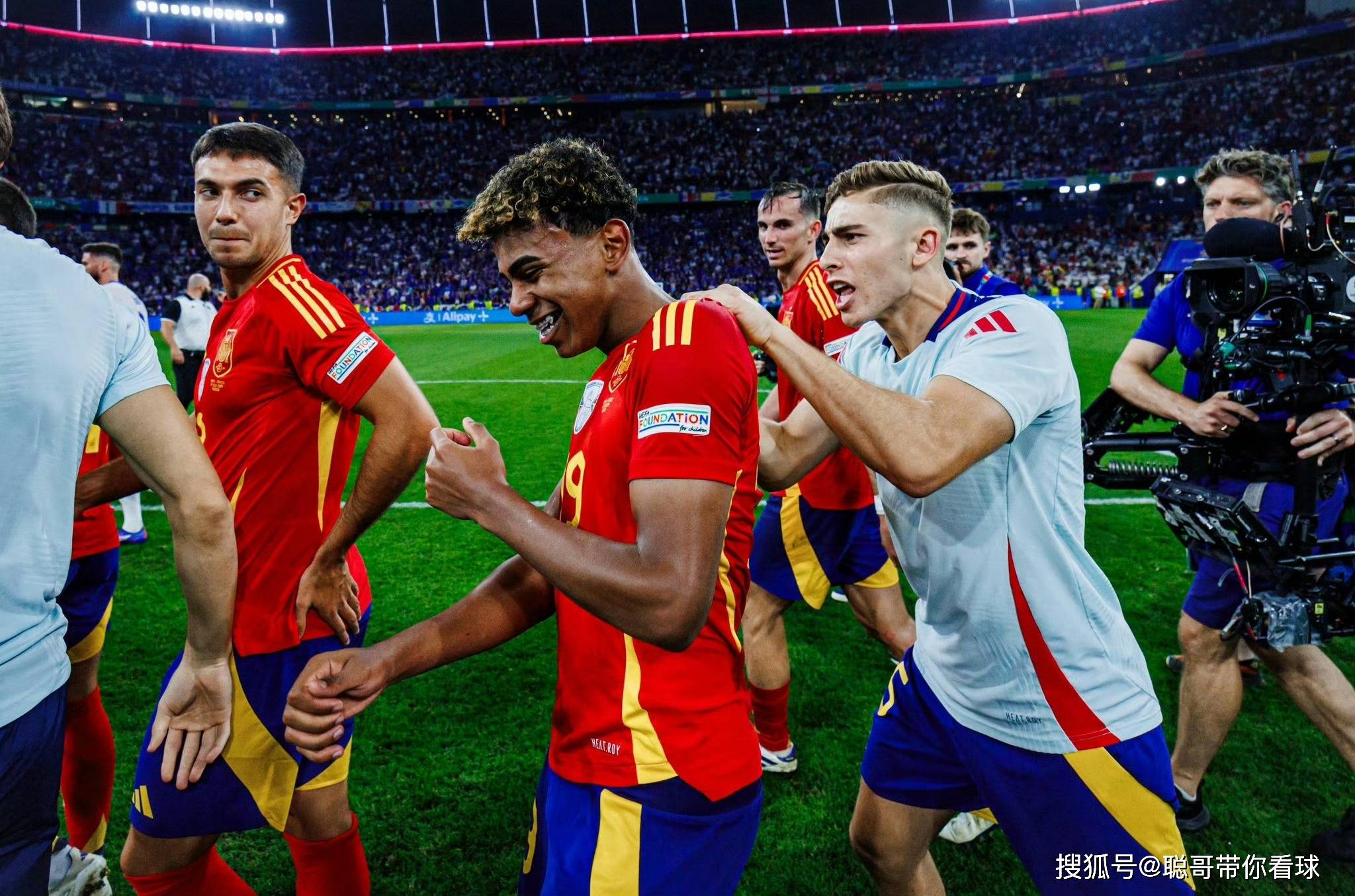 欧国联赛事连番大战，球队士气高涨！的简单介绍