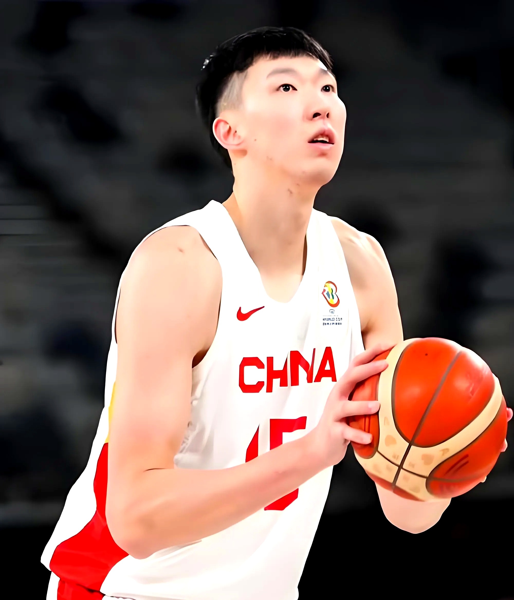 亚洲新生代篮球明星崭露头角，备受球迷关注的简单介绍