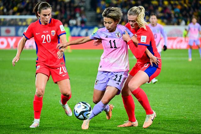 瑞典女足在比赛中展现出强大实力的简单介绍