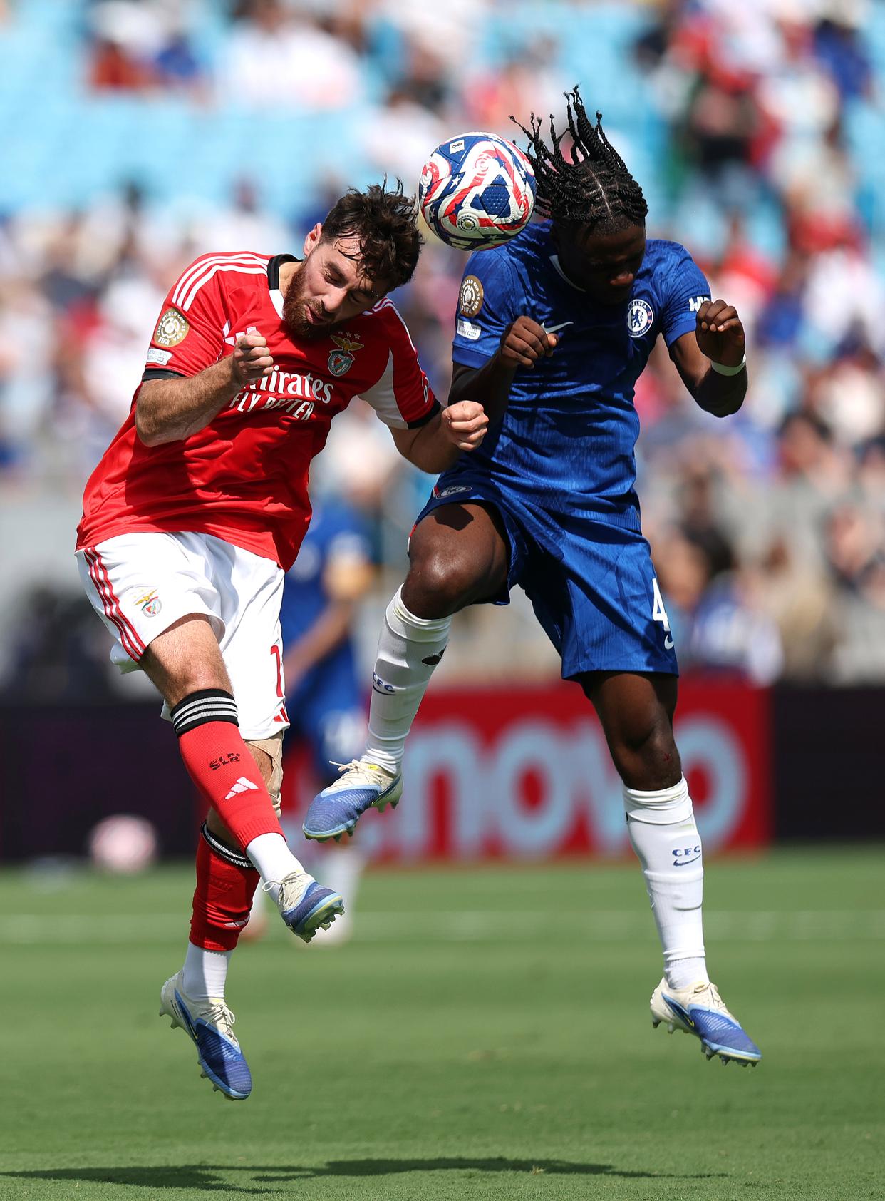 切尔西豪取八强，一骑绝尘锐不可挡！