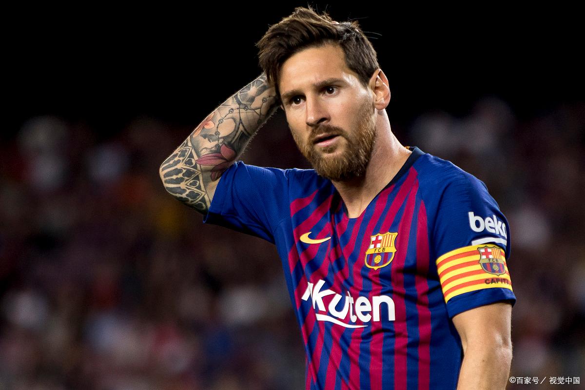 关于足球明星各显神通角逐豪门荣耀的信息