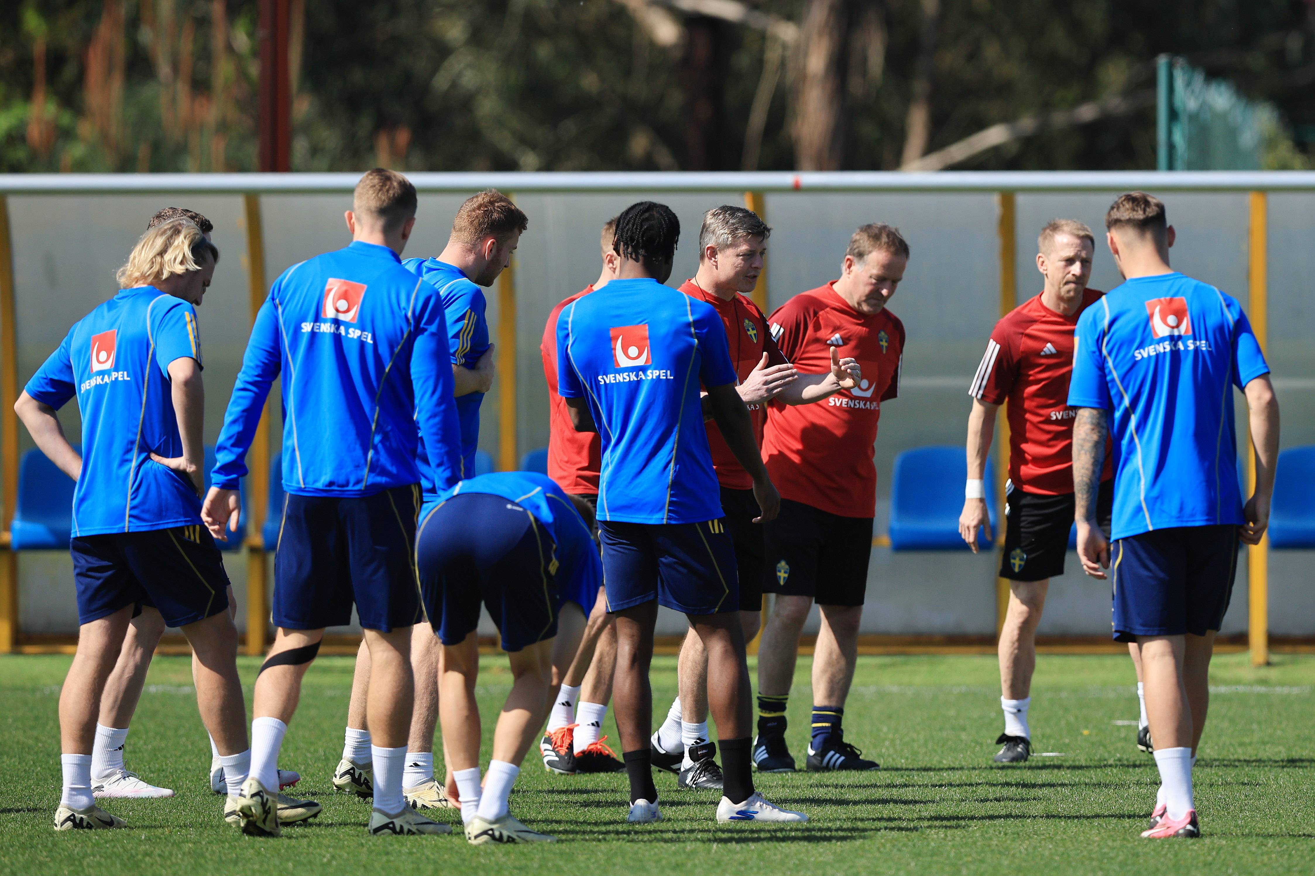 关于欧洲联赛球队备战国际比赛,士气高涨备战的信息 关于欧洲联赛球队备战国际比赛,士气高涨备战的信息